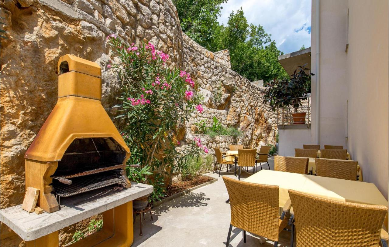 1 Bedroom Gorgeous Apartment In Mošćenička Draga Εξωτερικό φωτογραφία